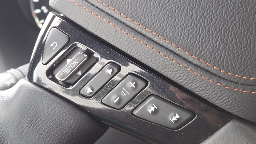 Used 2023 INFINITI QX80 Sensory w/ Cargo Package AWD/4WD image 37