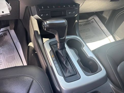 Used 2019 Chevrolet Colorado ZR2 w/ Colorado ZR2 Bison Edition AWD/4WD image 18