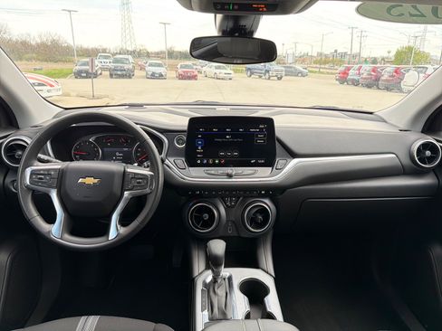 Used 2025 Chevrolet Blazer LT image 26