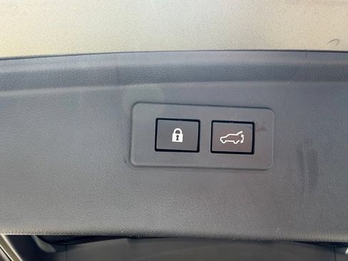 Used 2022 Subaru Outback Limited w/ Popular Package #2 AWD/4WD image 8