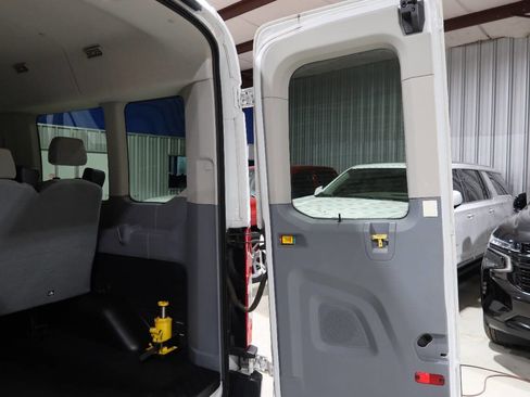 Used 2016 Ford Transit 350 XL RWD image 28