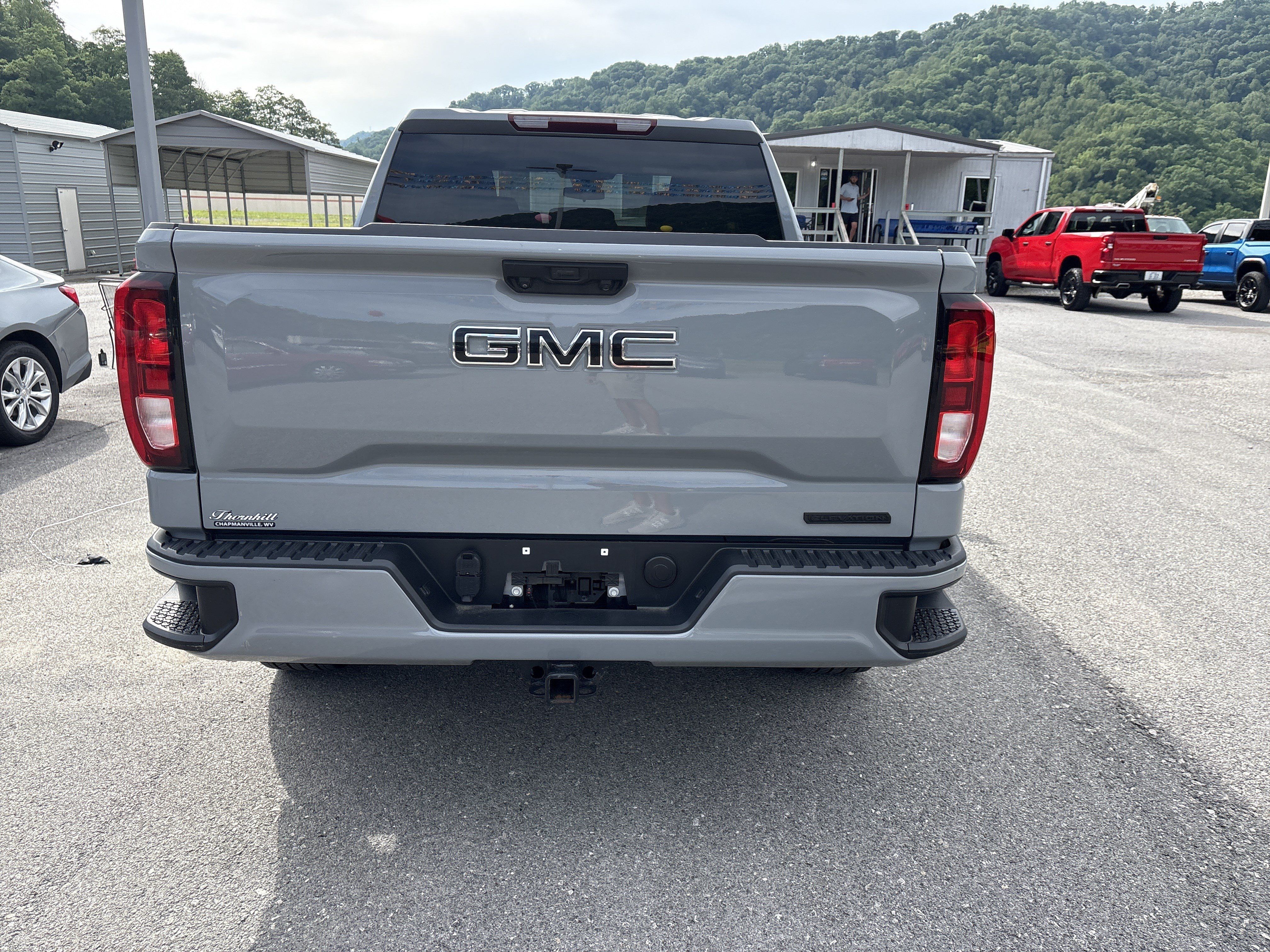 Used 2024 GMC Sierra 1500 Elevation AWD/4WD image 5