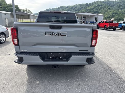 Used 2024 GMC Sierra 1500 Elevation AWD/4WD image 5