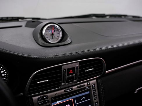 Used 2005 Porsche 911 Carrera S RWD image 13