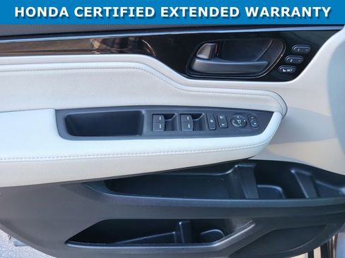 Used 2025 Honda Odyssey Touring image 34