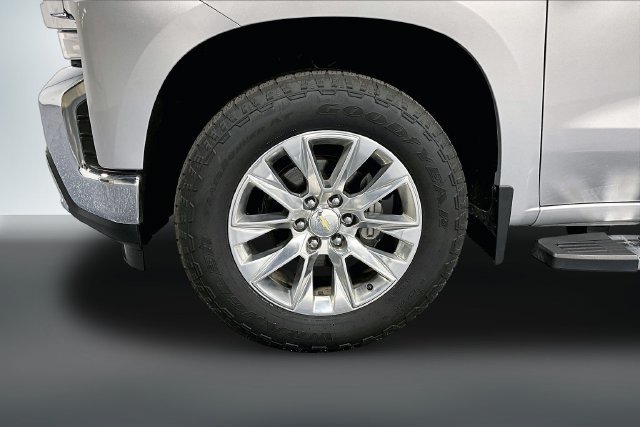 Used 2020 Chevrolet Silverado 1500 LTZ w/ LTZ Plus Package AWD/4WD image 31