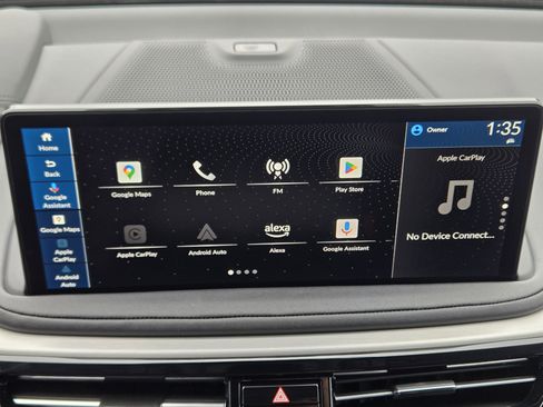 Certified 2025 Acura MDX w/ Technology Package image 18