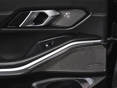 Used 2024 BMW M3 Competition image 13