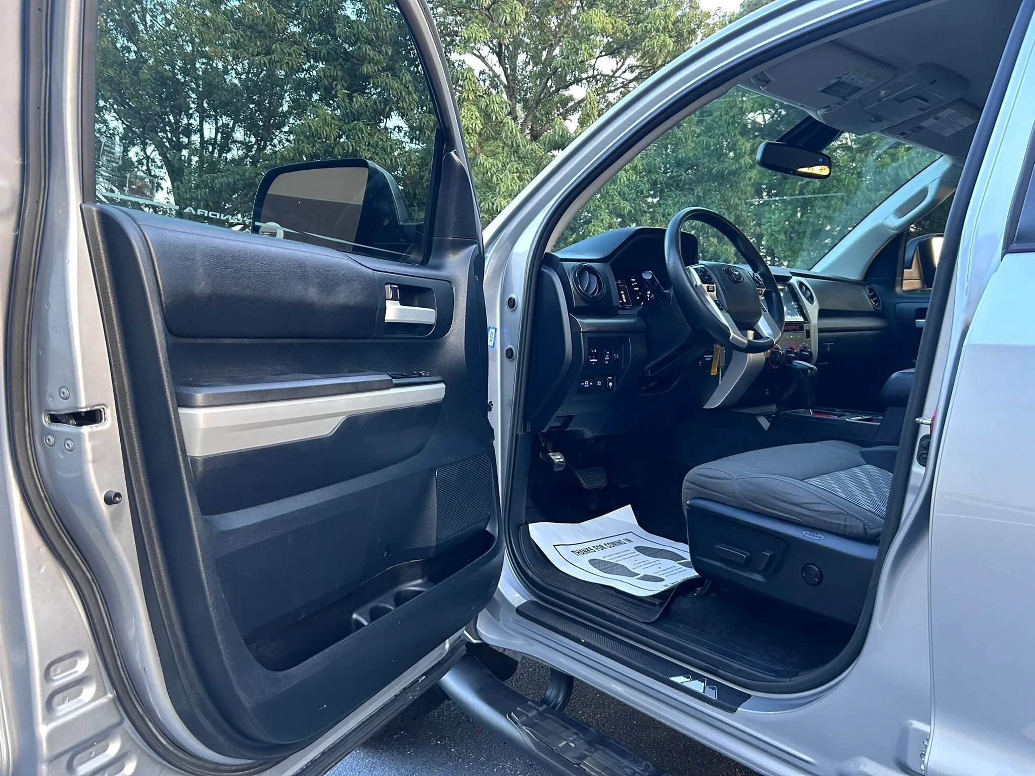 Used 2018 Toyota Tundra SR5 w/ SR5 Upgrade Package RWD image 24