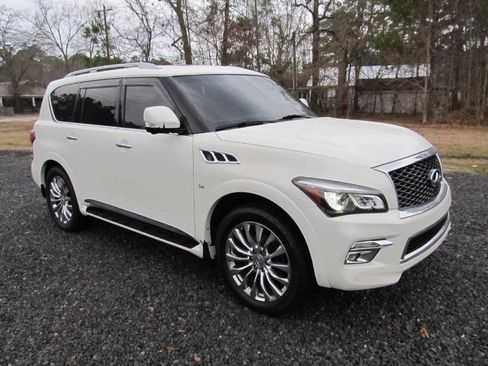 Used 2017 INFINITI QX80 2WD w/ Driver Assistance Package image 8