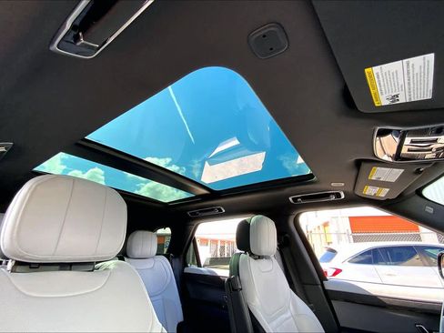 Used 2024 Land Rover Range Rover Sport Dynamic SE image 13