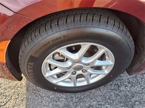 Used 2021 Chrysler Pacifica Touring-L image 37