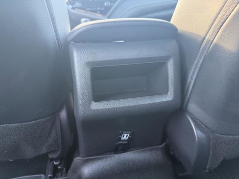 Used 2024 Toyota Camry SE w/ Convenience Package image 15