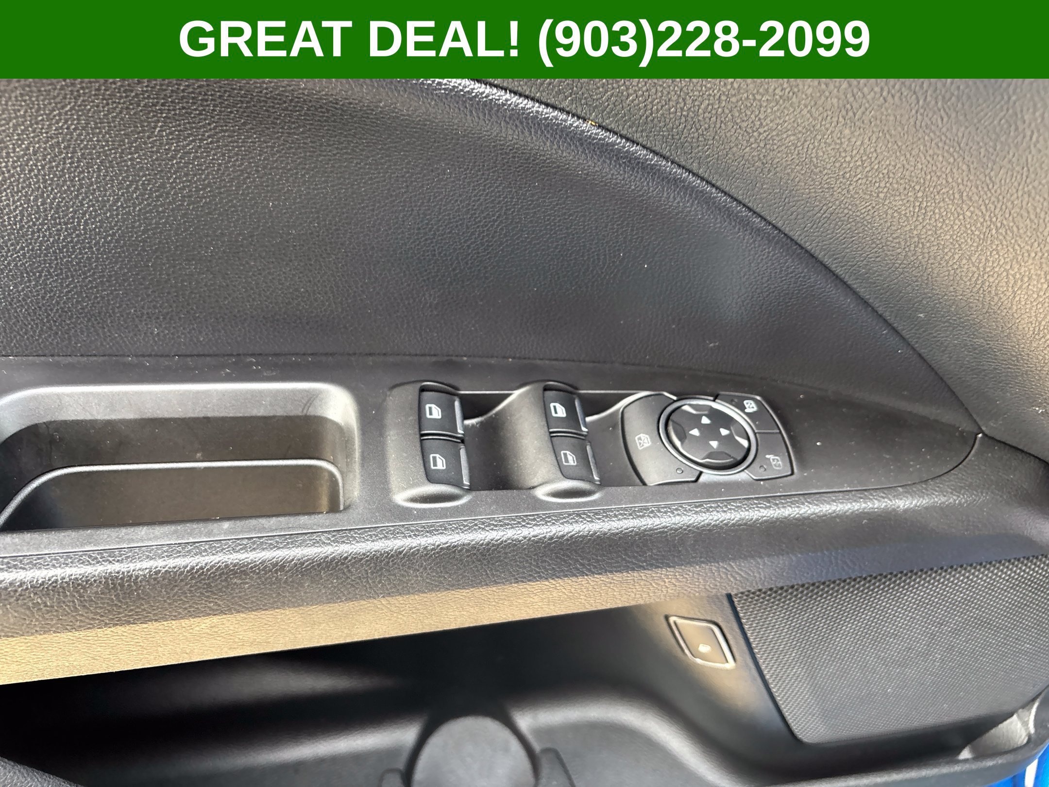 Used 2017 Ford Fusion SE w/ Equipment Group 602A FWD image 25