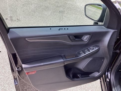 New 2025 Ford Escape Active image 23