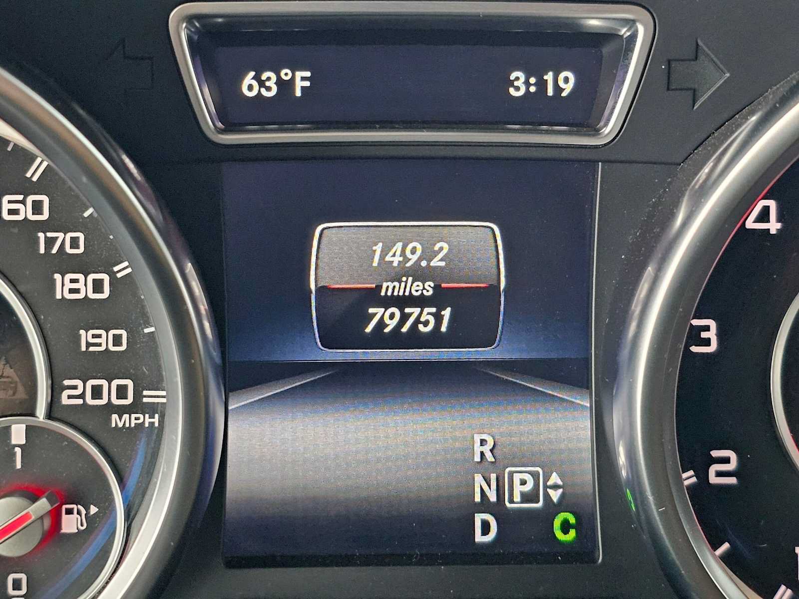 Used 2015 Mercedes-Benz GL 63 AMG 4MATIC image 27