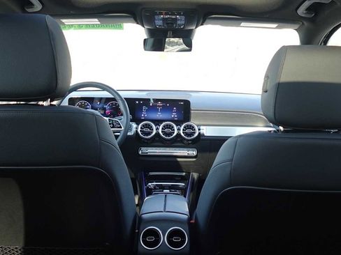 Used 2026 Mercedes-Benz GLB 250 4MATIC image 20
