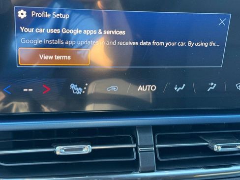 New 2026 Chevrolet Equinox EV LT image 15