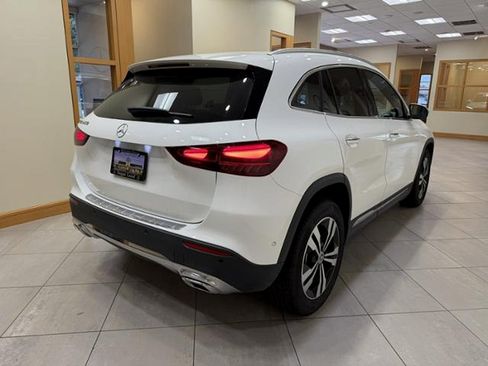 Used 2025 Mercedes-Benz GLA 250 image 5
