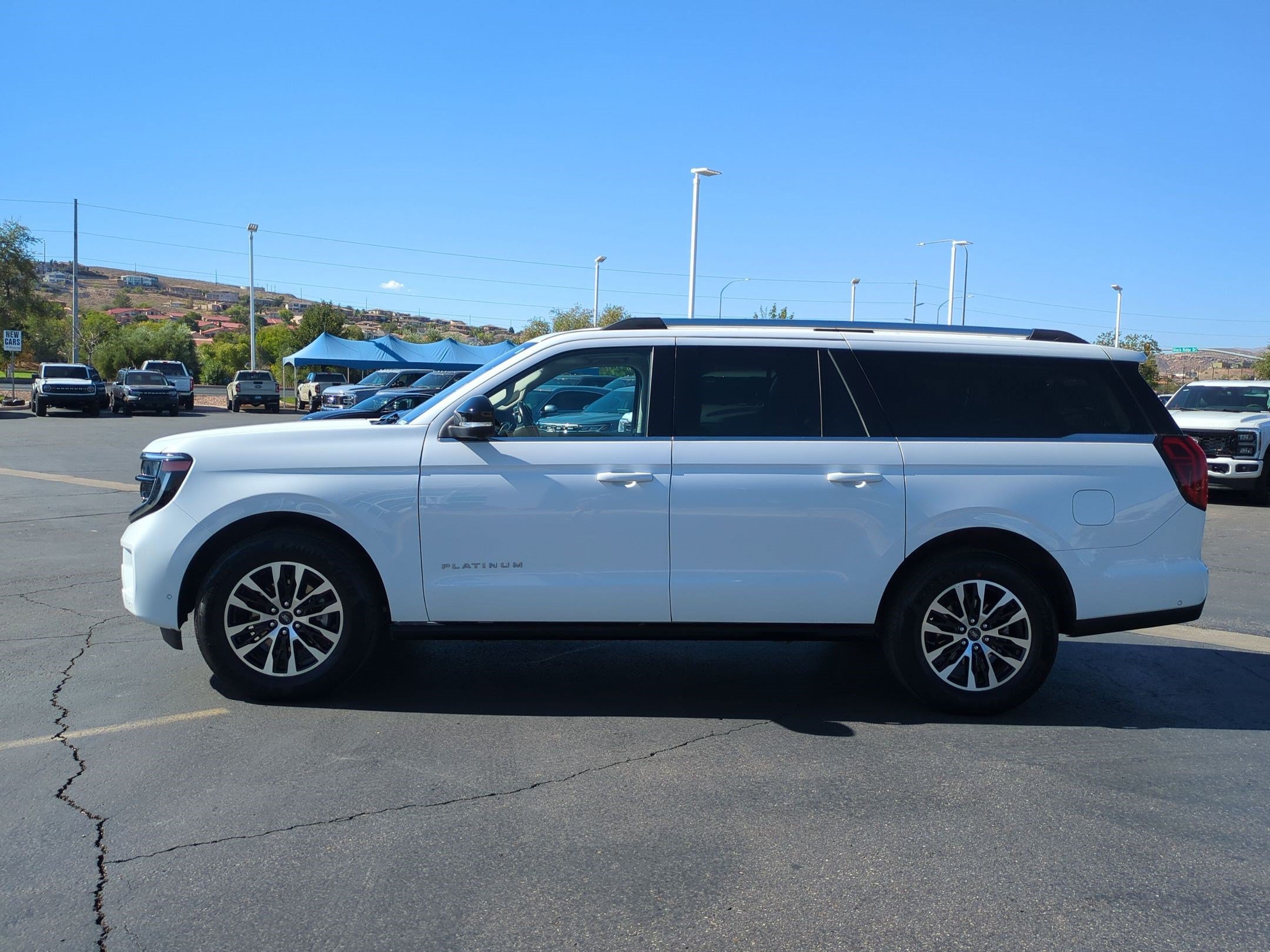 Used 2025 Ford Expedition Max Platinum AWD/4WD image 9