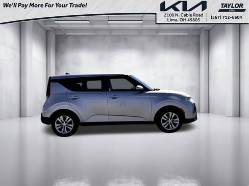 Used 2020 Kia Soul LX image 15