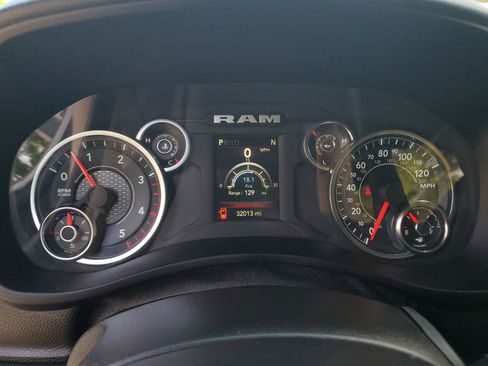 Used 2024 RAM 2500 Big Horn w/ Night Edition image 33