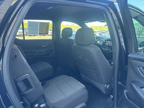 Used 2023 Chevrolet Traverse LT AWD/4WD image 25