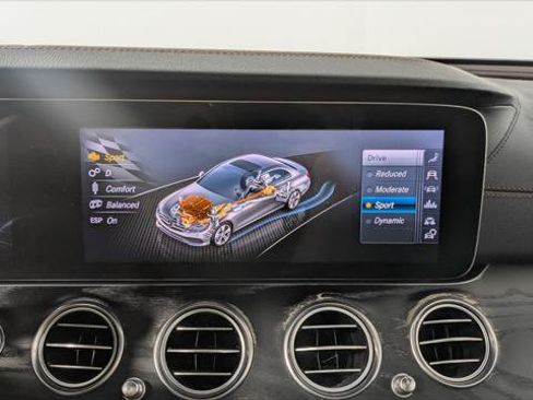 Used 2019 Mercedes-Benz E 53 AMG 4MATIC Sedan image 33