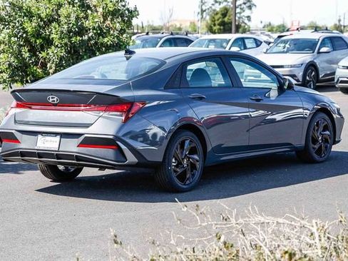 New 2026 Hyundai Elantra Sport image 5
