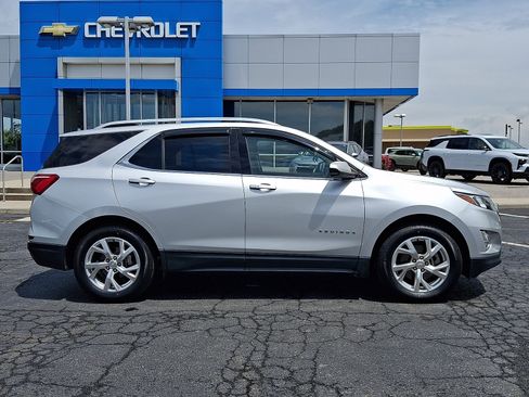 Used 2020 Chevrolet Equinox LT FWD image 7