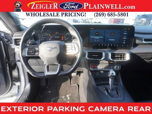 Used 2024 Ford Mustang Premium image 9
