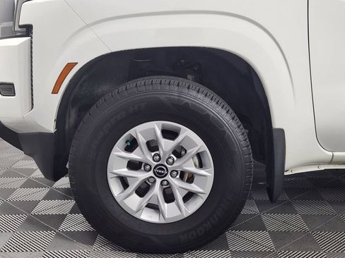 Used 2024 Nissan Frontier SV w/ Tow Package AWD/4WD image 21