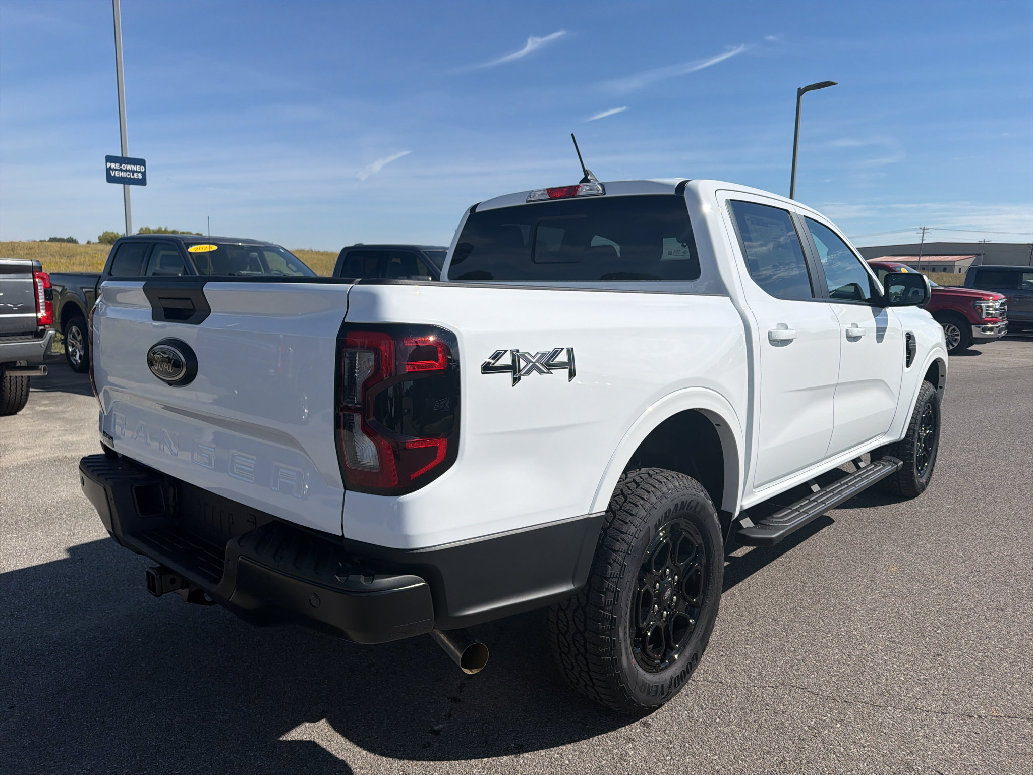 New 2026 Ford Ranger Lariat w/ Black Appearance Package AWD/4WD image 5