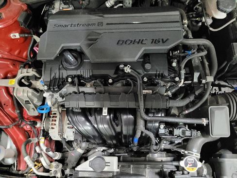 Used 2023 Hyundai Elantra SEL w/ Convenience Package FWD image 30