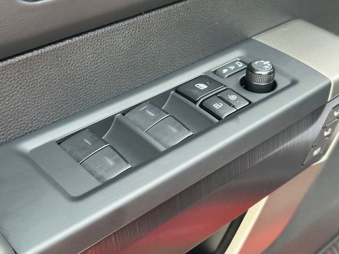 New 2026 Toyota Tundra Platinum AWD/4WD image 25