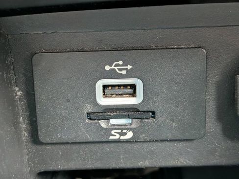 Used 2016 Ford Explorer Limited w/ Equipment Group 301A image 21