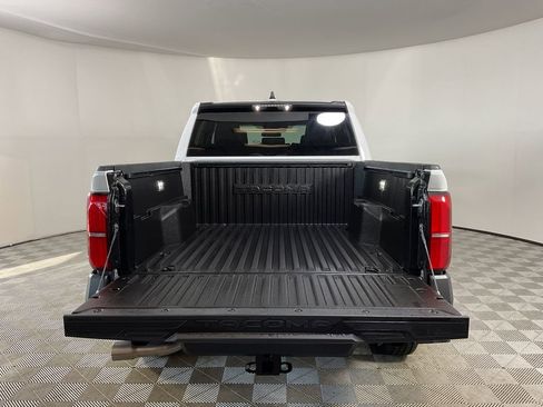 Used 2025 Toyota Tacoma SR w/ SR Upgrade Package image 17