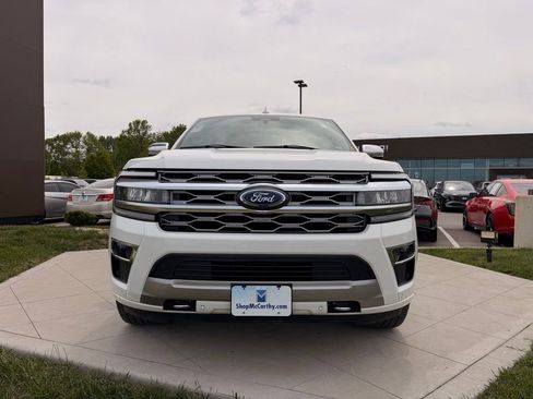 Used 2022 Ford Expedition Platinum AWD/4WD image 8