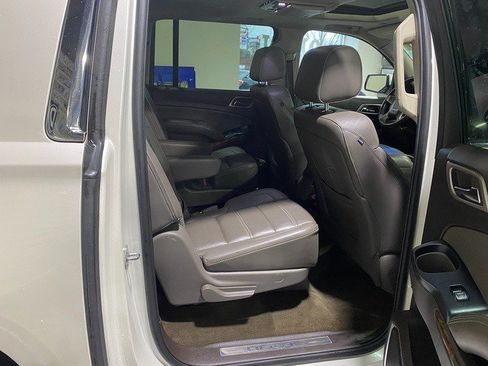 Used 2015 GMC Yukon XL Denali w/ Touring Package AWD/4WD image 20