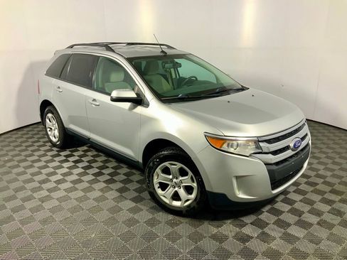 Used 2014 Ford Edge SEL w/ Driver Entry Package image 4