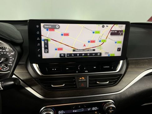 Used 2024 Nissan Altima 2.5 SL image 14