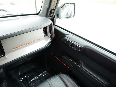 Used 2024 Ford Bronco Raptor AWD/4WD image 24