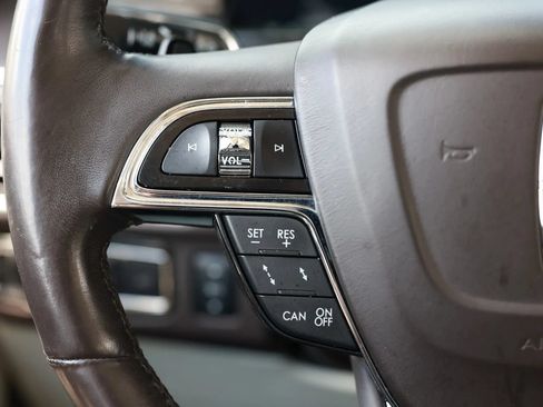 Used 2018 Lincoln Navigator Black Label w/ Cargo Package AWD/4WD image 30