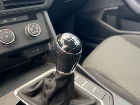 Used 2021 Volkswagen Jetta S image 31