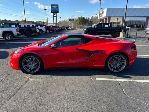 Used 2023 Chevrolet Corvette Z06 image 9