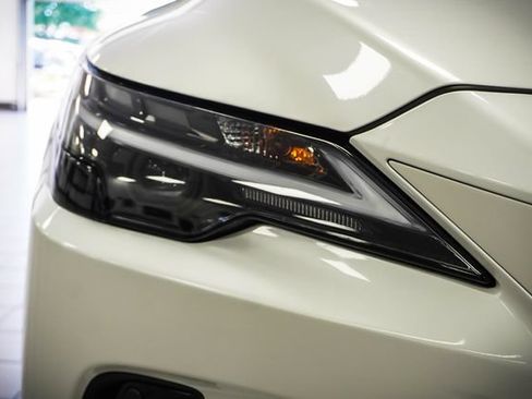 Used 2025 Lexus RX 350 Premium w/ Convenience Package AWD/4WD image 29