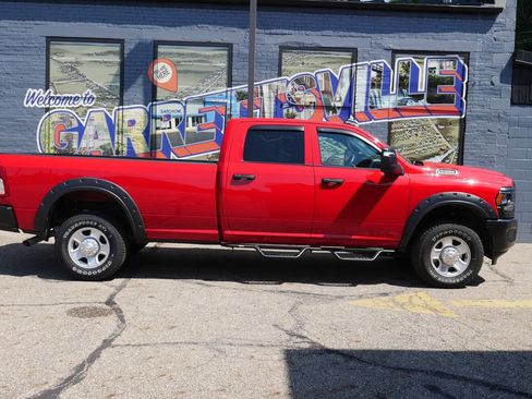 Used 2024 RAM 3500 Tradesman w/ Snow Chief Group AWD/4WD image 37