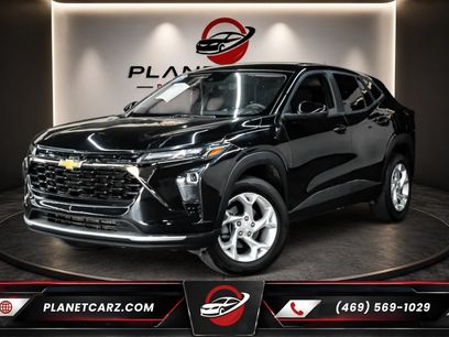 Used 2025 Chevrolet Trax LS w/ LS Convenience Package