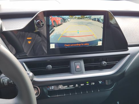 Used 2025 Lexus UX 300h FWD image 20