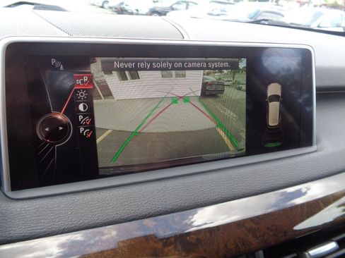 Used 2015 BMW X5 xDrive35i AWD/4WD image 9